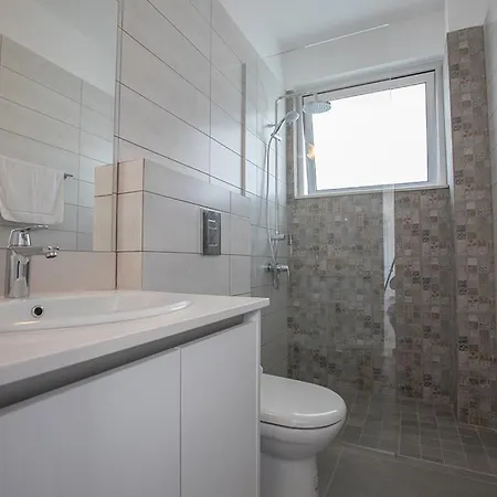 Villa Famagusta Villa Sleeps 11 With Pool And Air Con *